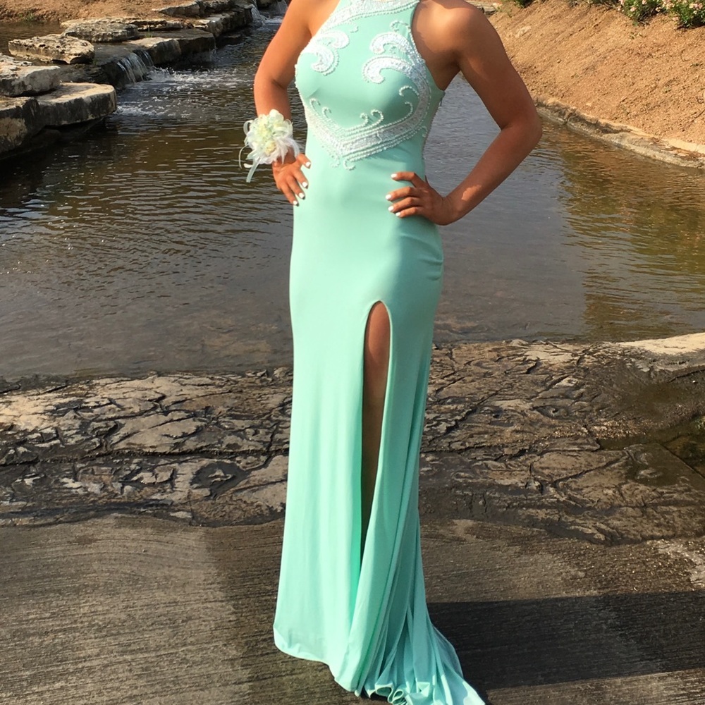 Rachel Allen mint prom dress